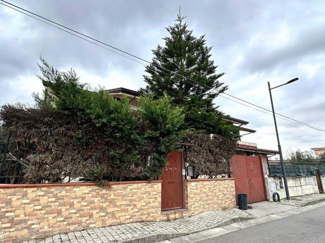 Casa in vendita a Pomigliano D'arco, Campania