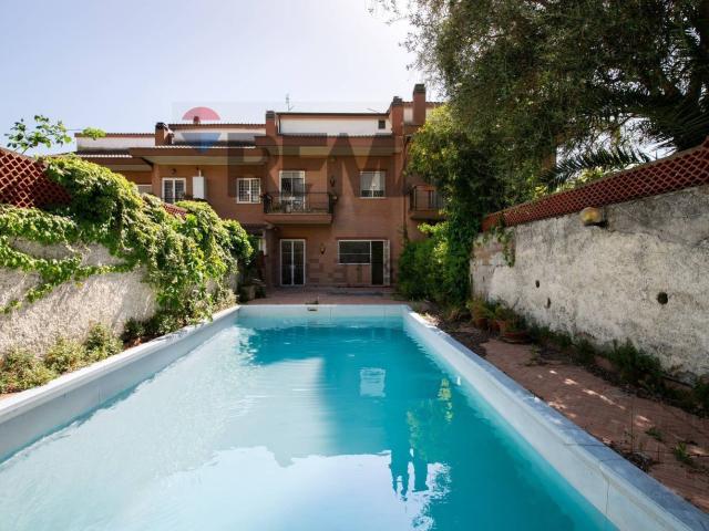 Casa in vendita a Spinaceto, Roma Capitale