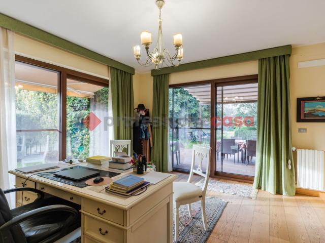 Casa in vendita a Sant'agata Li Battiati, Sicilia