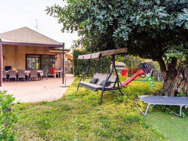Casa in vendita a Sant'agata Li Battiati, Sicilia