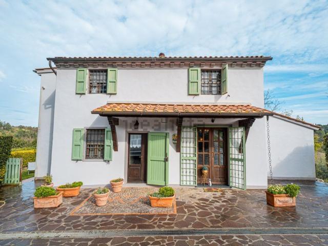 Casa in vendita a Crespina Lorenzana, Crespina