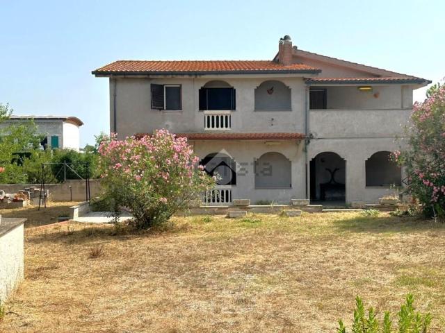 Casa in vendita a Lampione, Aprilia