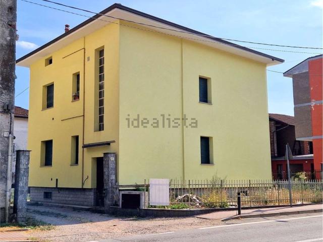 Casa in vendita a Baraggioni, Borgomanero