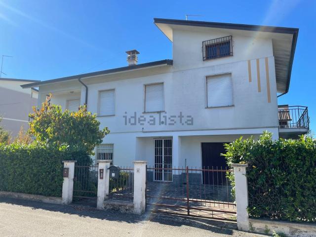 Casa in vendita a Carpaneto Piacentino, Reggio Emilia