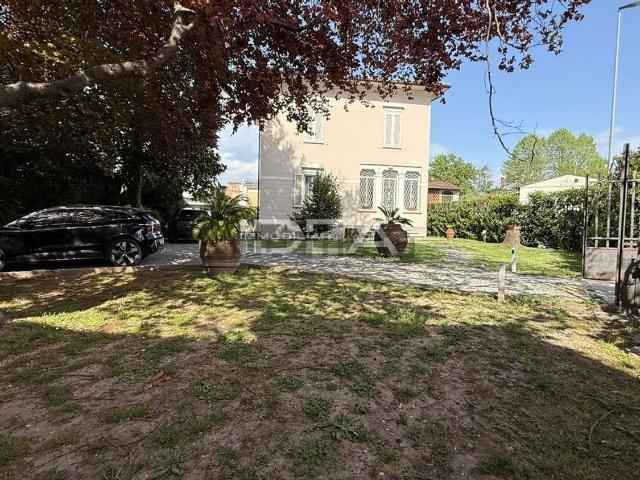 Casa in vendita a Bagni Di Lucca Ponte, Toscana