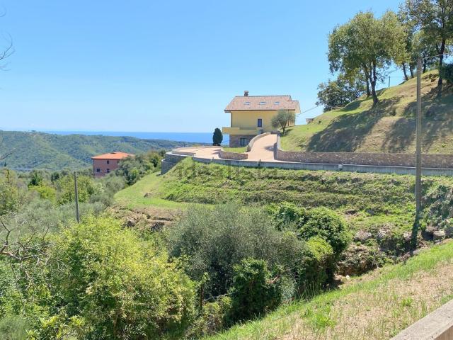 Casa in vendita a Andora, Liguria