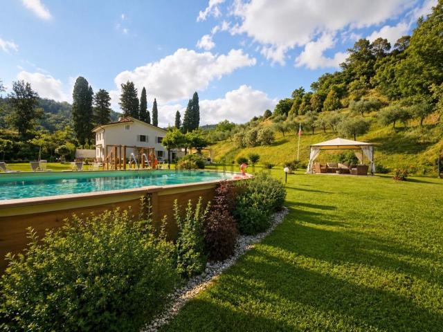 Casa in vendita a Migliano, Camaiore