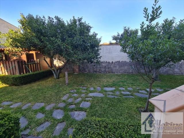 Casa in vendita a Calabria, Reggio Calabria