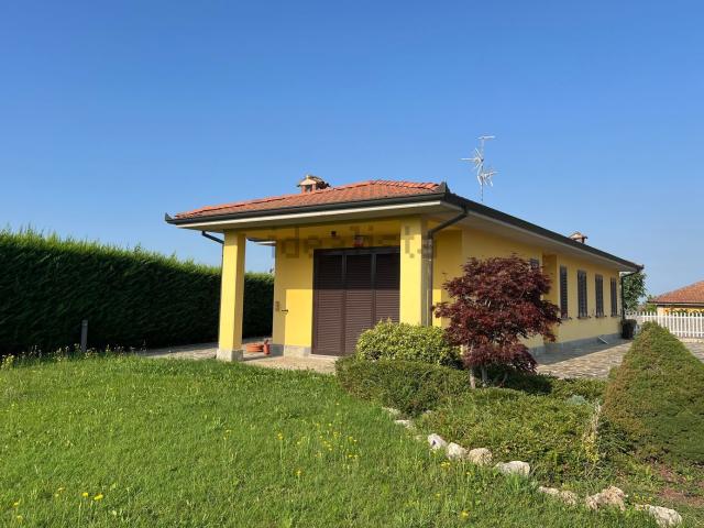 Casa in vendita a Torrazza Coste, Lombardia