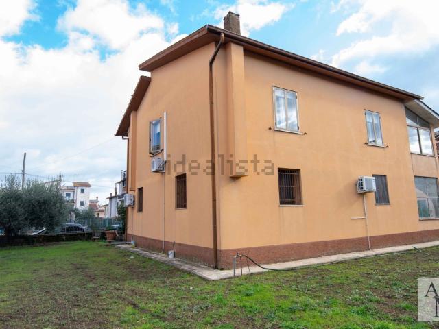 Casa in vendita a Castel Sant'elia, Lazio
