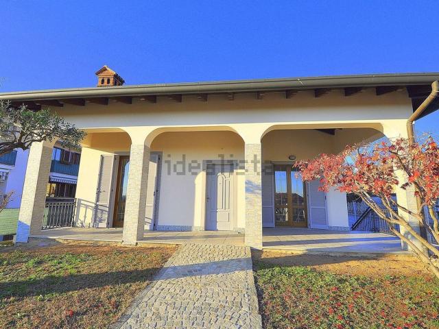 Casa in vendita a Casate, Bernate Ticino