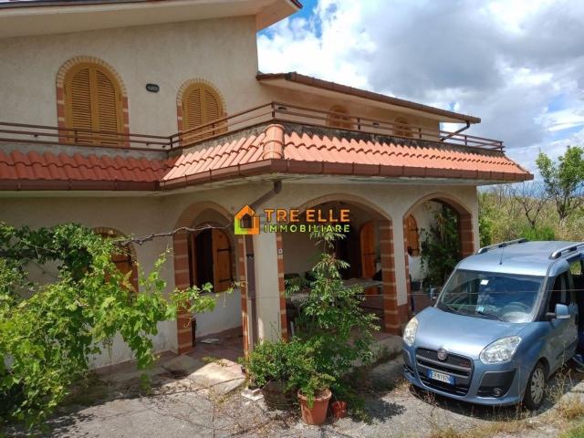 Casa in vendita a Castelvetere Sul Calore, Campania