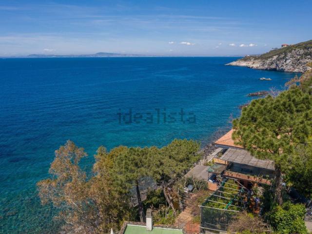 Casa in vendita a Massa Lubrense, Campania