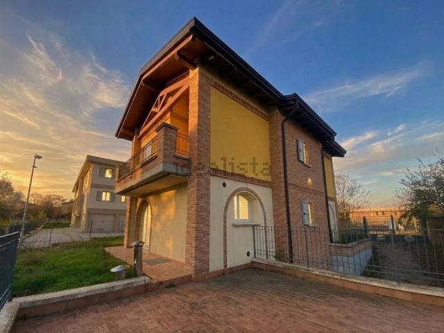 Casa in vendita a Val d’Enza, Re