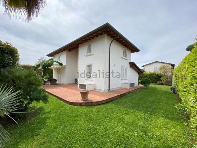 Casa in vendita a Tonfano, Toscana