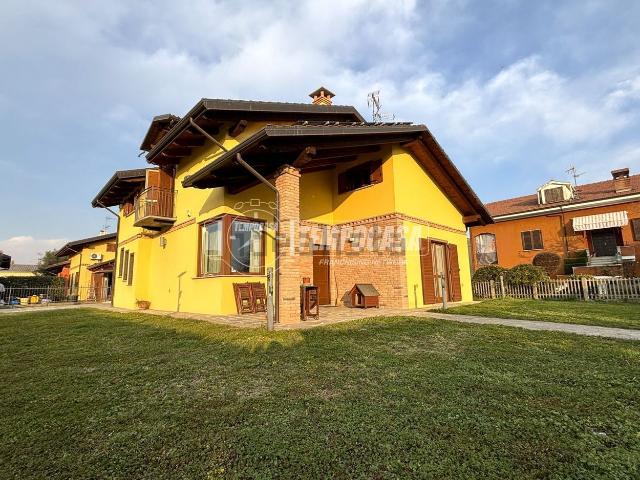 Casa in vendita a Piemonte, Vercelli