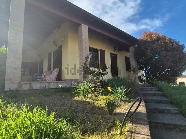 Casa in vendita a Cava Manara, Lombardia