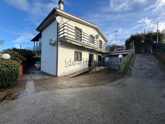 Casa in vendita a Roma Capitale, Lazio