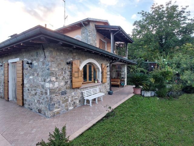 Casa in vendita a Appennino Reggiano, Re