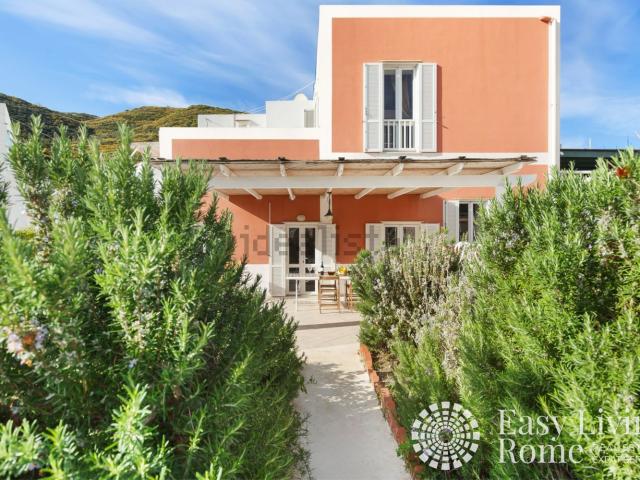 Casa in vendita a Ponza, Lazio
