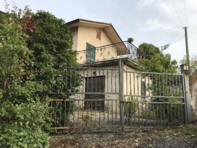 Casa in vendita a Paternopoli, Avellino