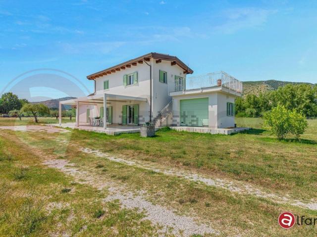 Casa in vendita a Caprile, Roccasecca