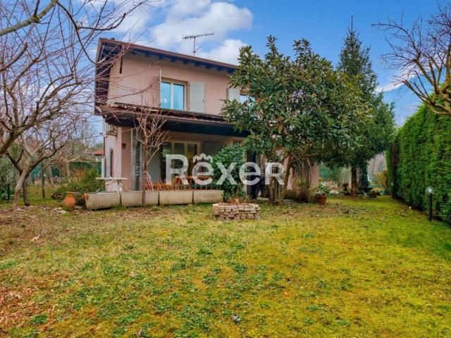 Casa in vendita a Comunità Montana Parco Alto Garda bresciano, Gardone Riviera