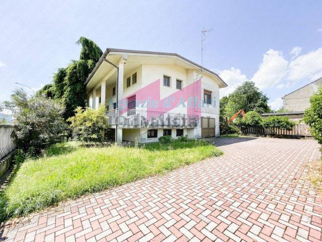 Casa in vendita a Castelnovo Bariano, Veneto