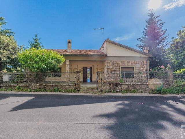 Casa in vendita a Roccastrada, Toscana