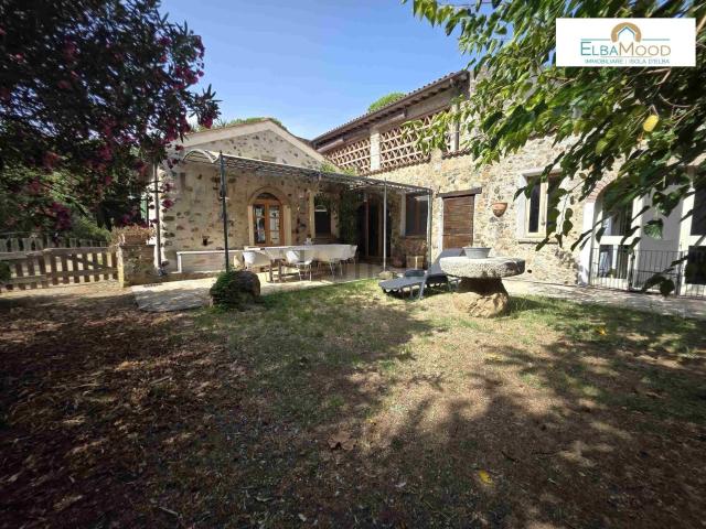 Casa in vendita a Capoliveri, Toscana