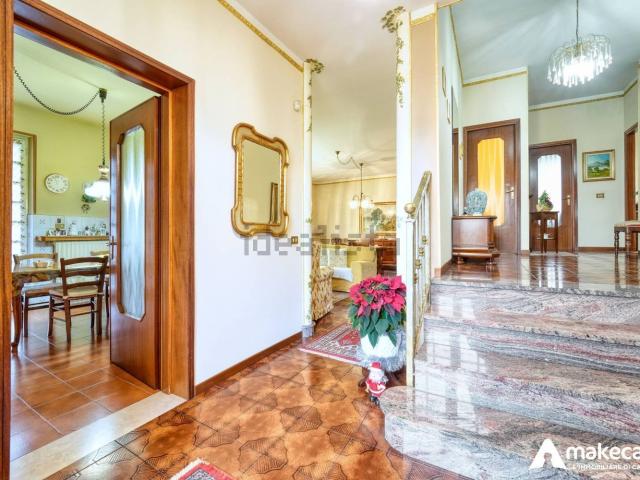 Casa in vendita a Borgo San Giovanni, Lombardia