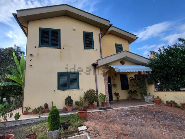 Casa in vendita a Cisterna Di Latina, Lazio