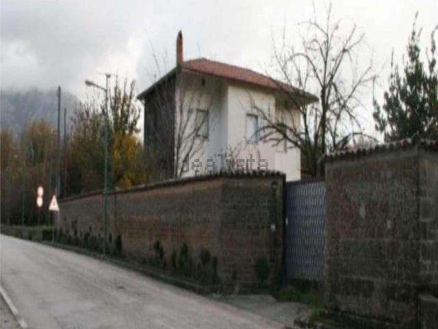 Casa in vendita a Rotondi, Campania