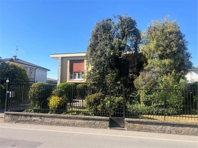 Casa in vendita a Bariano, Lombardia