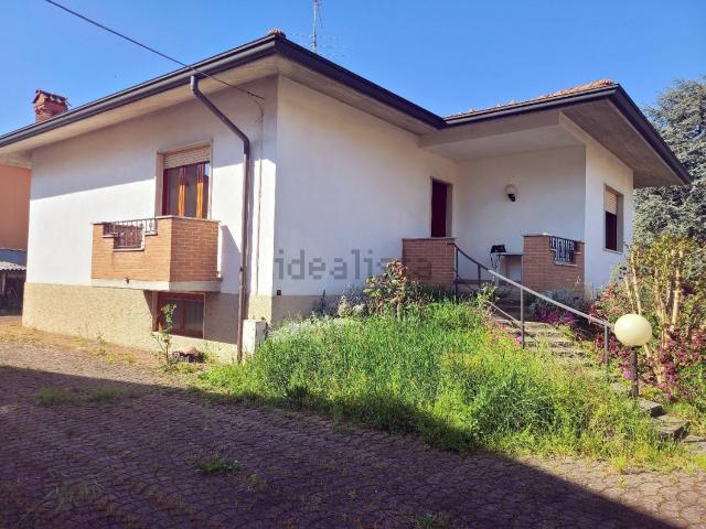 Casa in vendita a Castel Rozzone, Lombardia