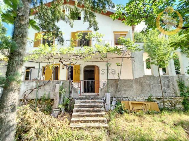 Casa in vendita a Muro Lucano, Basilicata