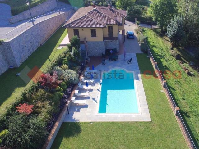 Casa in vendita a Unione Comuni Garfagnana, Castiglione Di Garfagnana