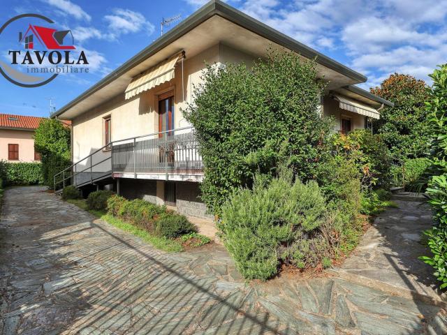 Casa in vendita a Casale Dovese, Arcisate