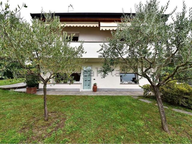 Casa in vendita a Fecchio, Cantù