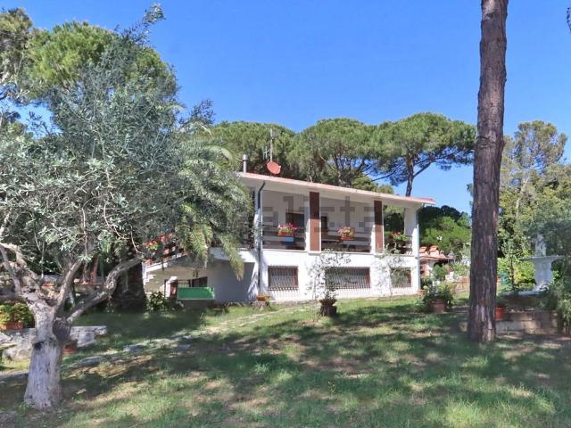 Casa in vendita a Quercianella, Livorno