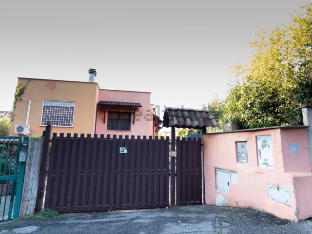 Casa in vendita a Municipio Roma XII, Montecompatri