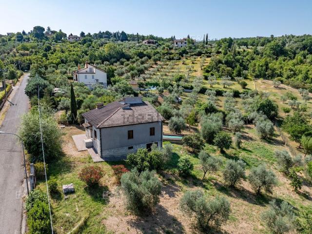 Casa in vendita a Fratta, Montecchio