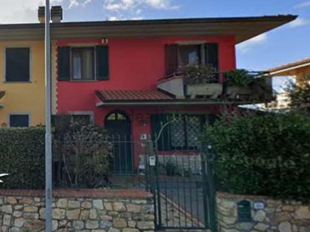 Casa in vendita a Pozzarello, Monsummano Terme