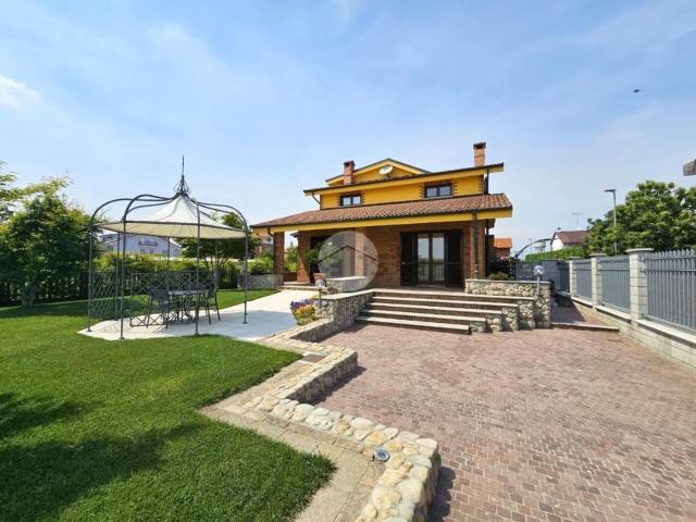 Casa in vendita a Rondissone, Torino
