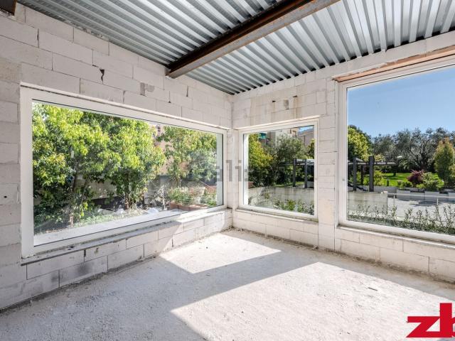 Casa in vendita a Medio Levante, Serra Riccò