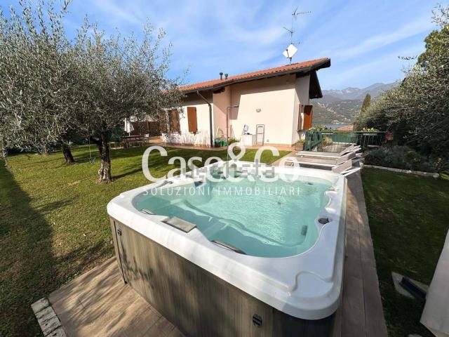 Casa in vendita a San Felice Del Benaco, Lombardia