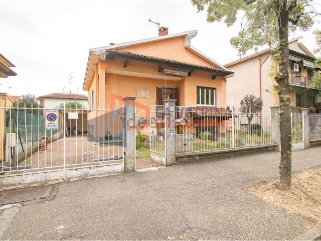 Casa in vendita a Vallone, Pavia