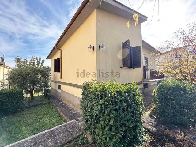 Casa in vendita a Sutri, Lazio