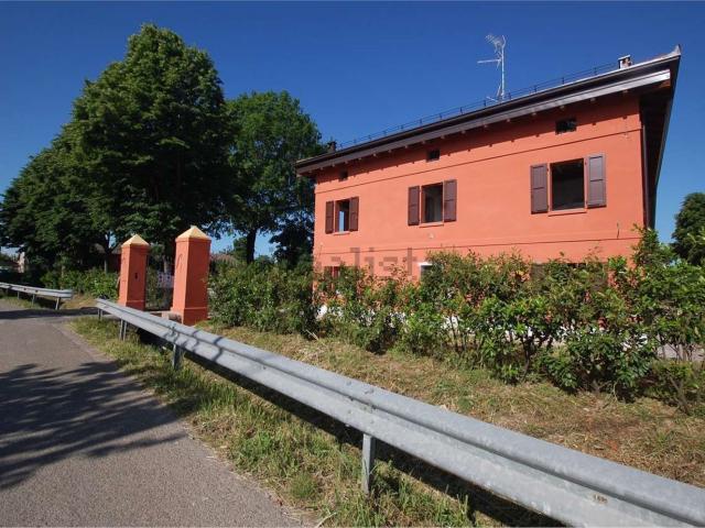 Casa in vendita a Unione dei comuni del Distretto Ceramico, Modena