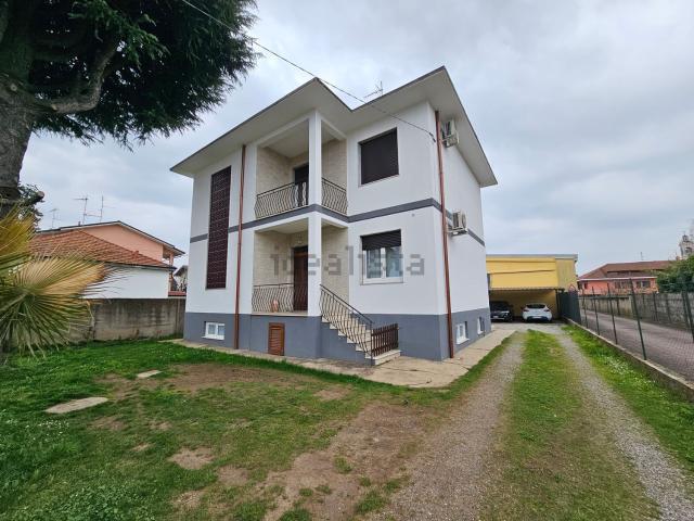 Casa in vendita a Marcallo, Marcallo con Casone